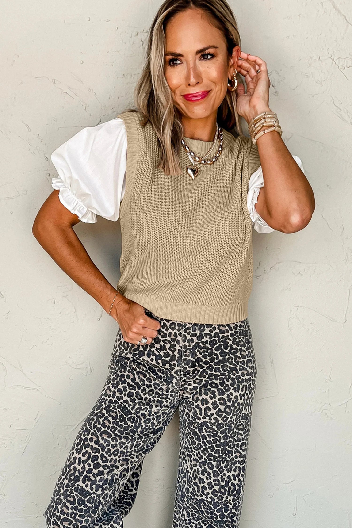 Beige Round Neck Knit Contrast S/S Sweater