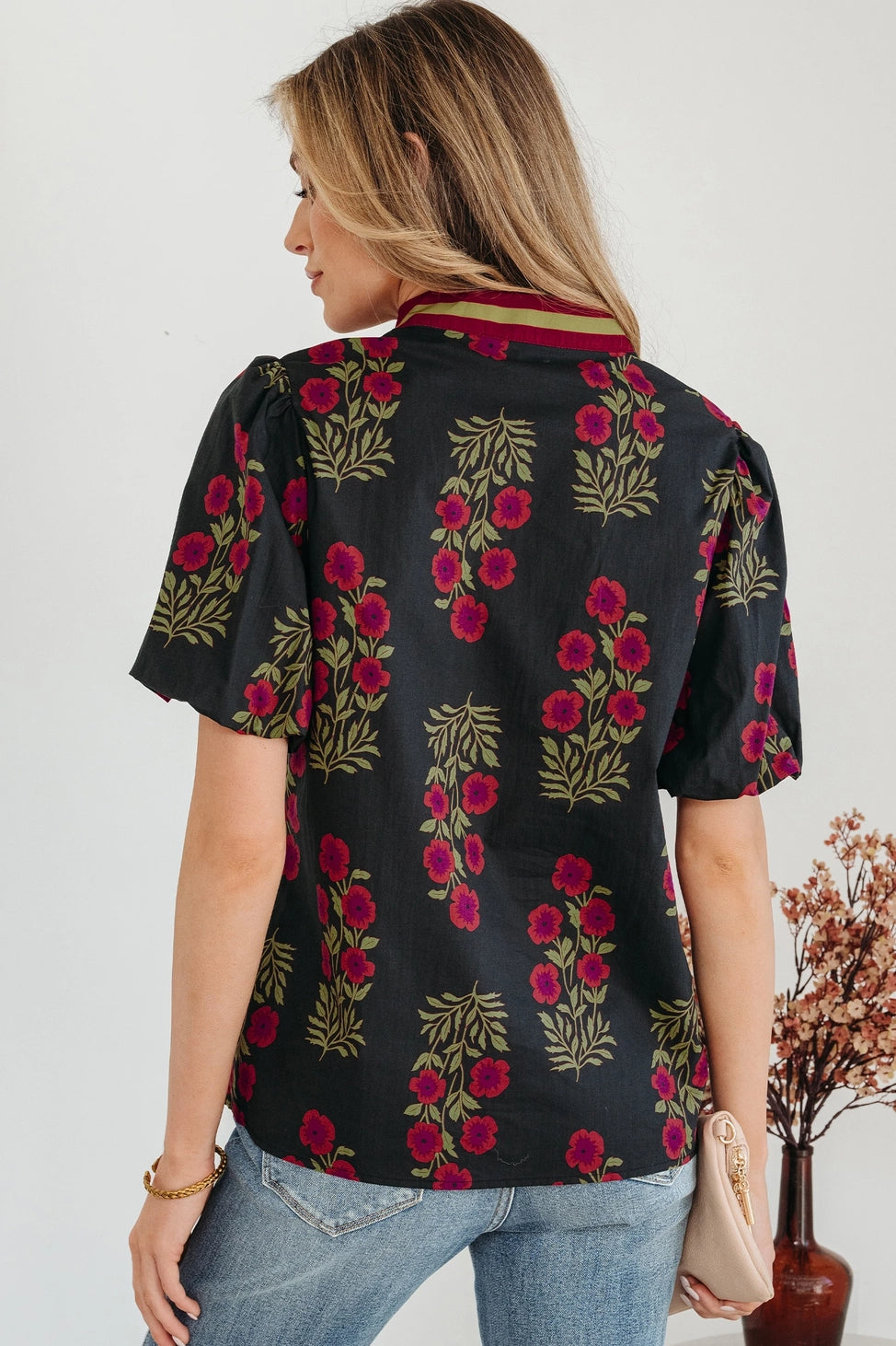 Black Floral Short Bubble Sleeve Contrast Slit Neckline
