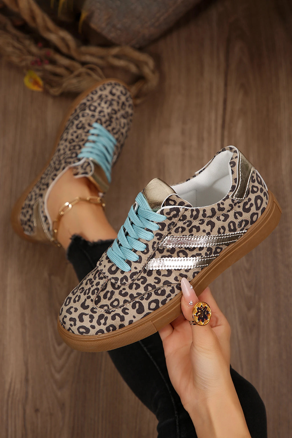 Lace Up Sneakers - Leopard