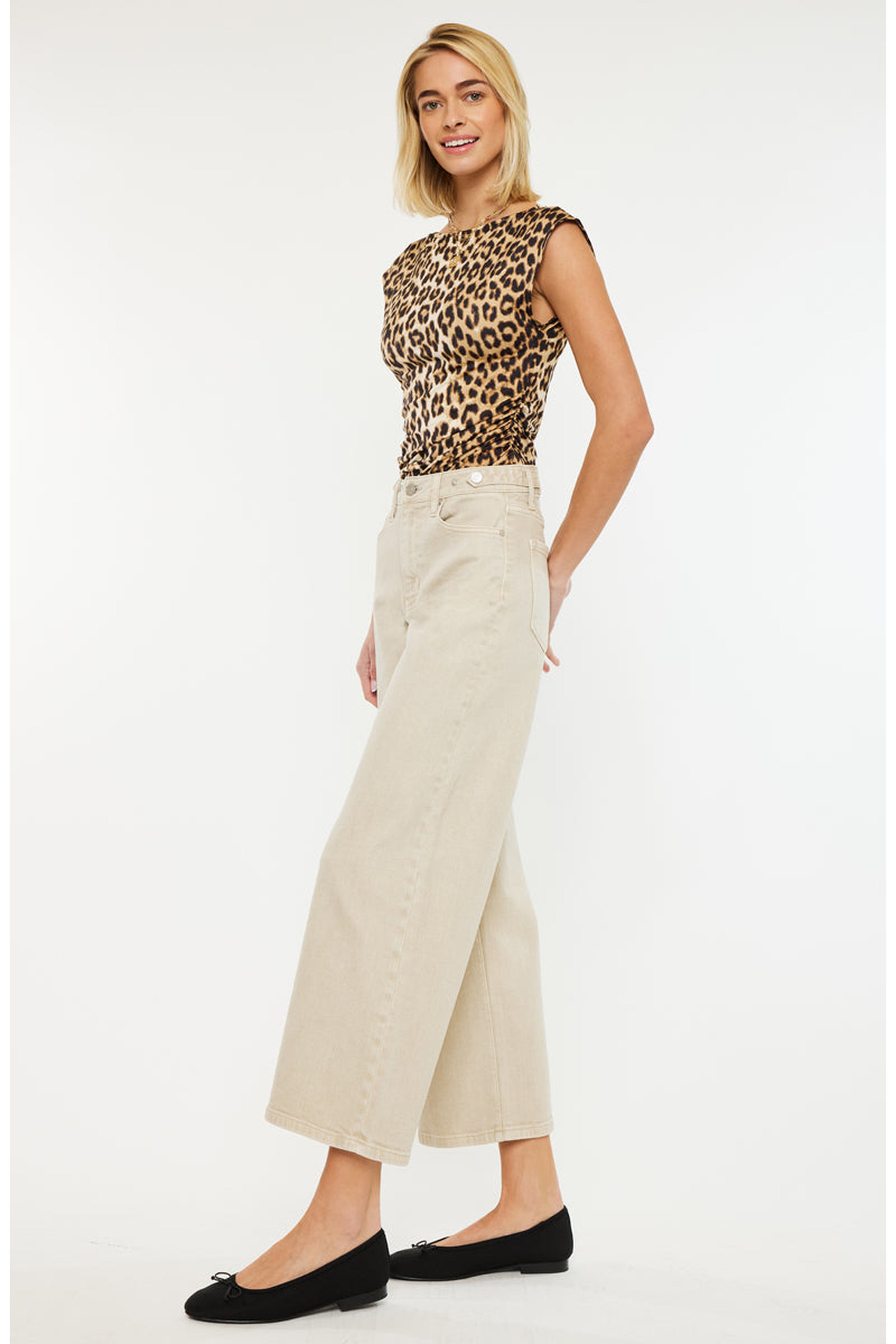 Calla Ultra High Rise Cropped Wide Leg Jeans
