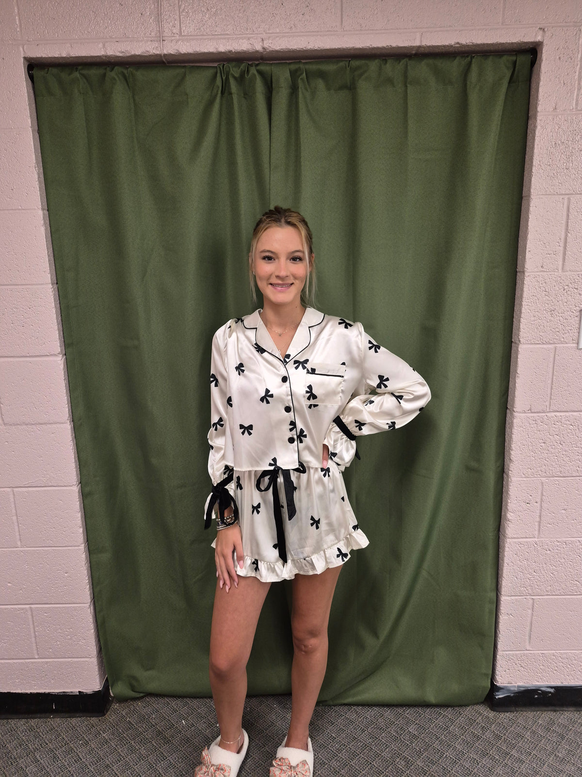 Velvet 2pc PJ Set - Ivory/Black Bows