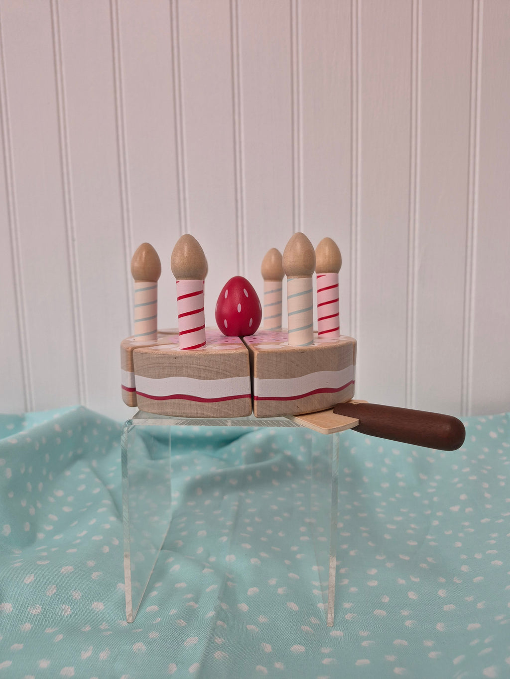 Sliceable Wooden B-Day Cake Toy