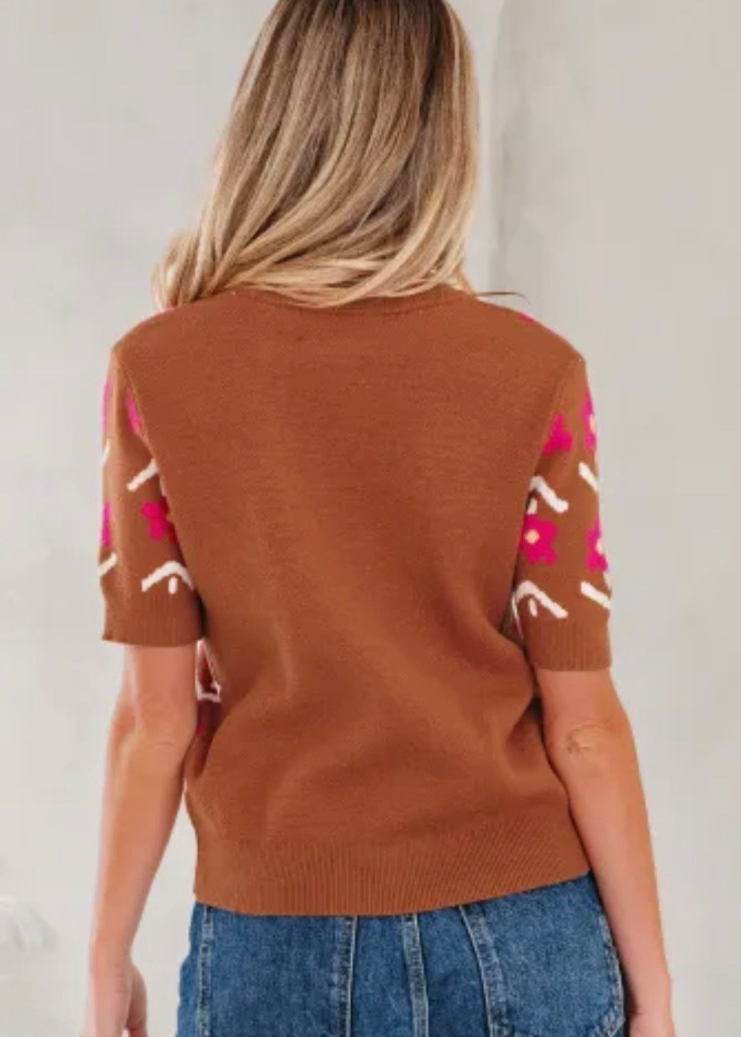 Floral Short Puff Sleeve Sweater - Brown