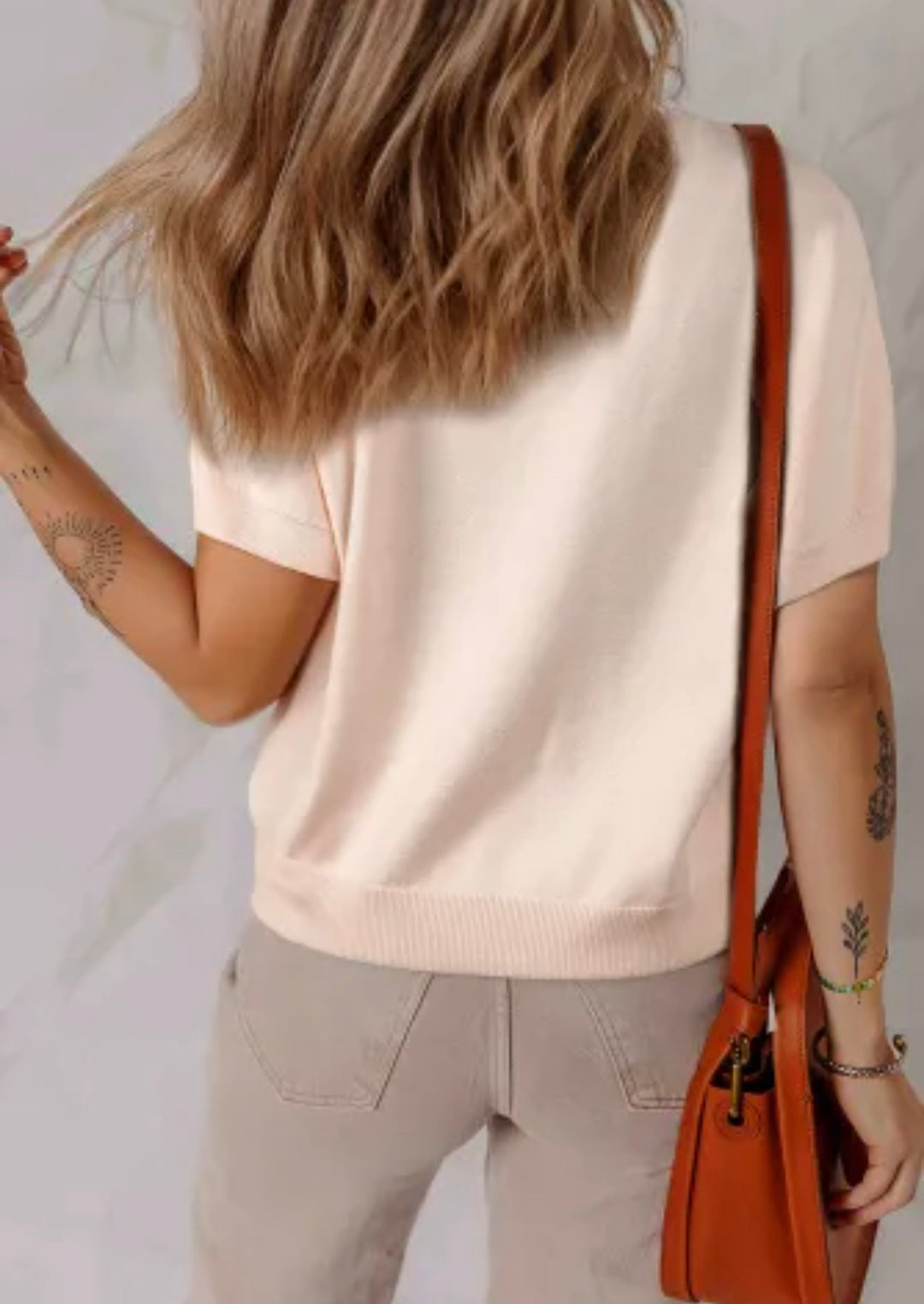 Pearl & Bow Short Sleeve Sweater- Oatmeal