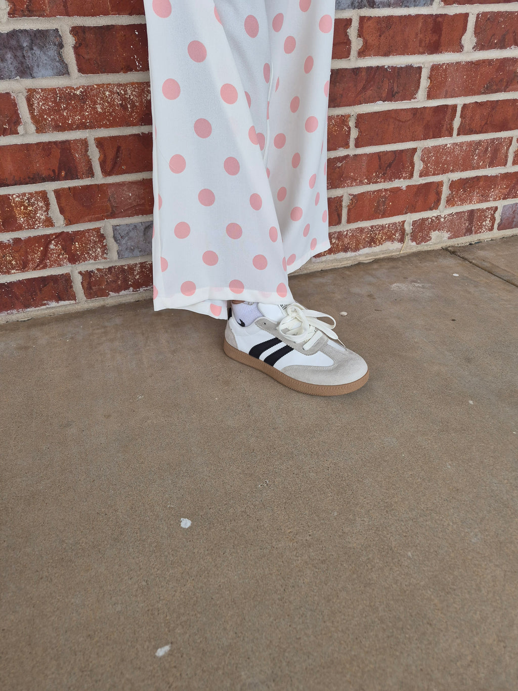 Lace Up Sneakers - White